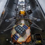 В США запущена целая флотилия зондов на одной ракете: для изучения Луны, астероида, и для доставки спутников. Их обзор и видео запуска s10226209