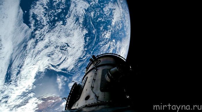 В США запущена целая флотилия зондов на одной ракете: для изучения Луны, астероида, и для доставки спутников. Их обзор и видео запуска