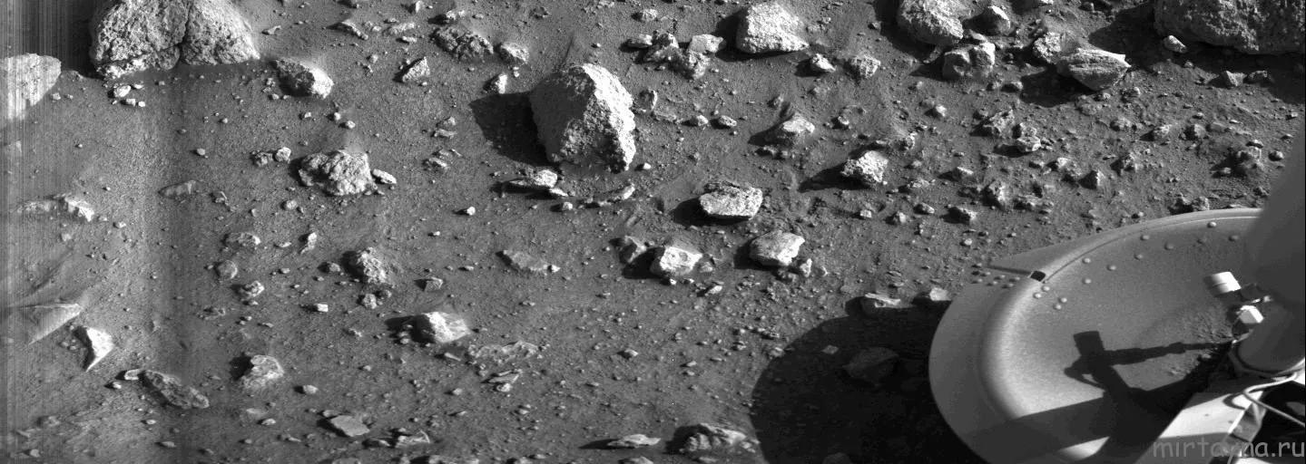 Viking first photo on Mars